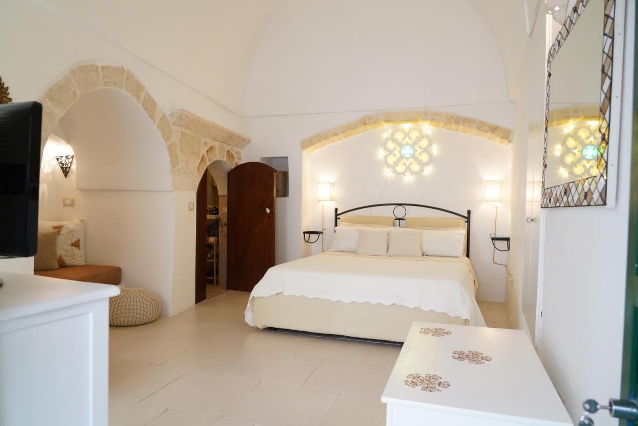 Casa Tea - Nel Cuore Della Citta' Bianca Остуни Экстерьер фото