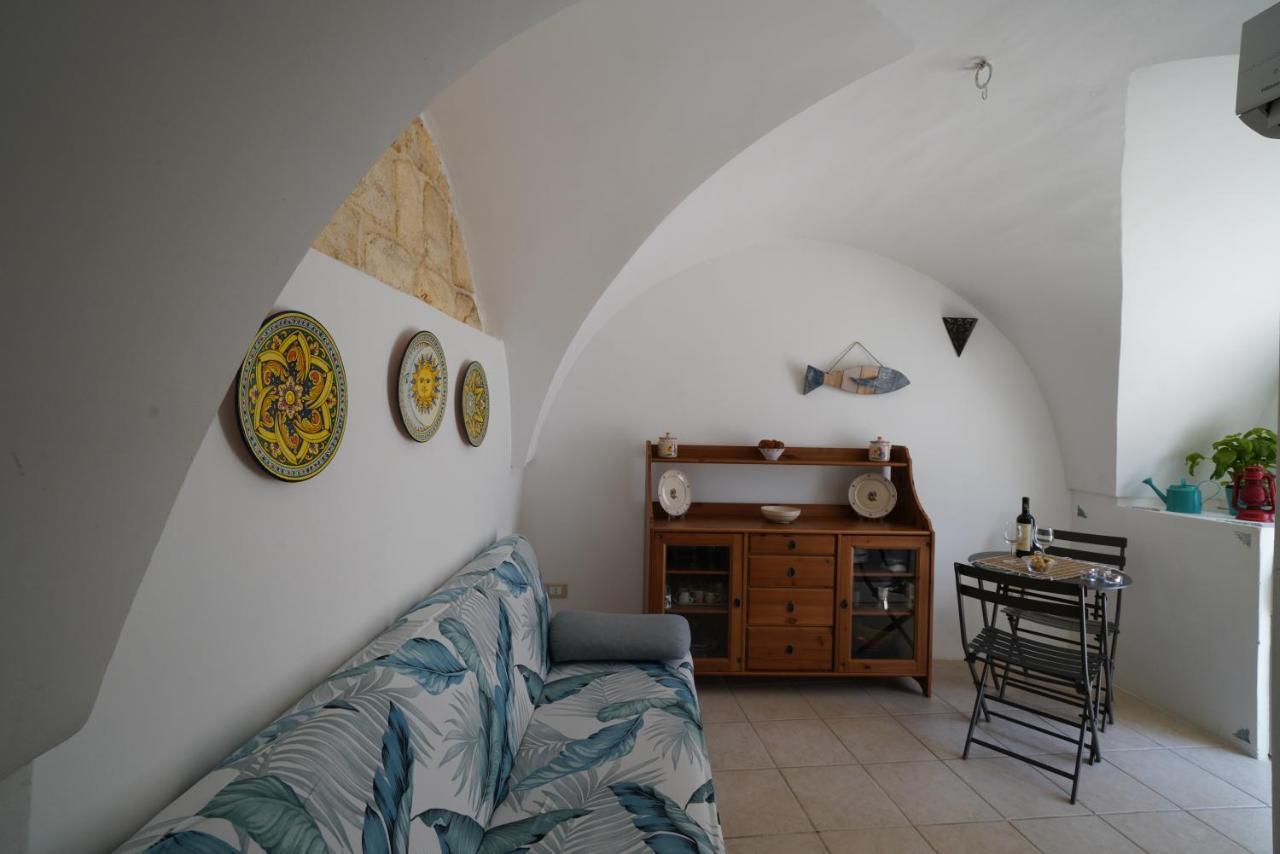 Casa Tea - Nel Cuore Della Citta' Bianca Остуни Экстерьер фото