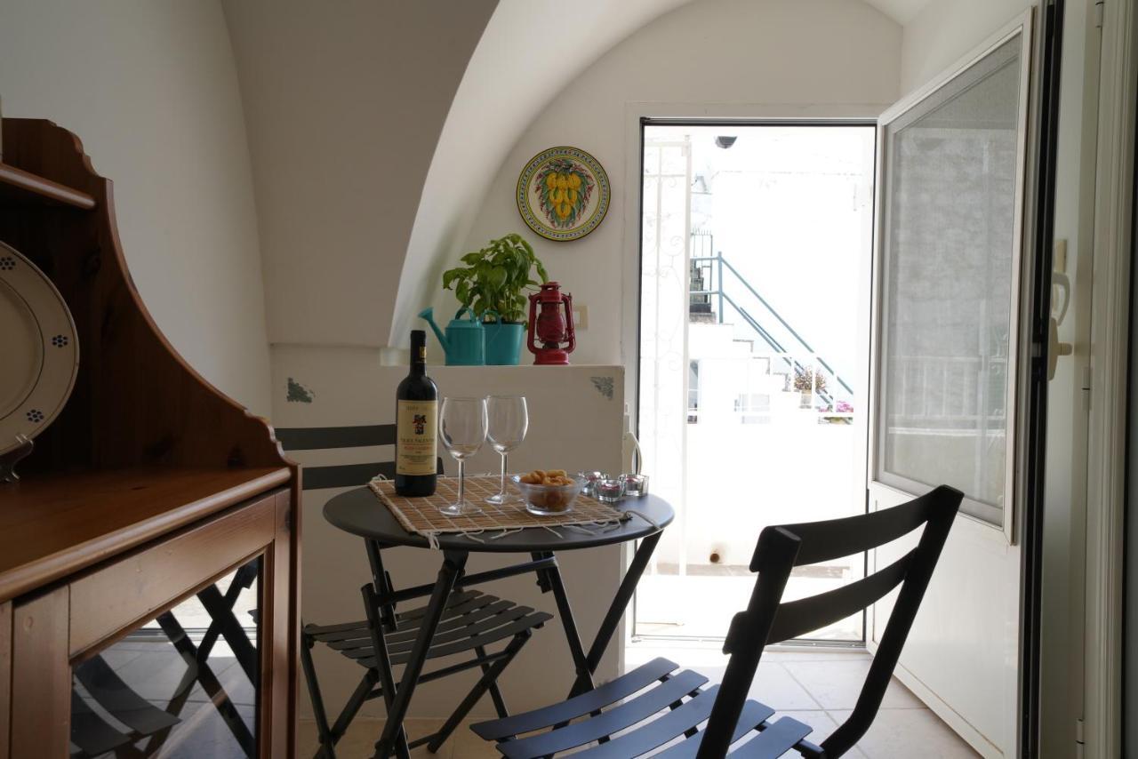 Casa Tea - Nel Cuore Della Citta' Bianca Остуни Экстерьер фото